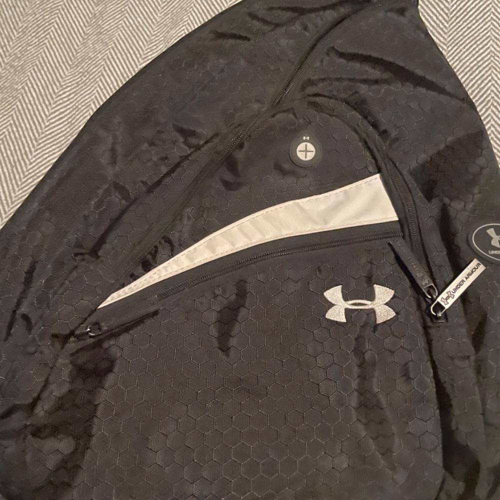 Under Armour Crossbody Backpack/ Bag